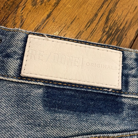 RE/DONE High Rise Stove Pipe Denim - Light Vain (color) - Picture 5 of 6